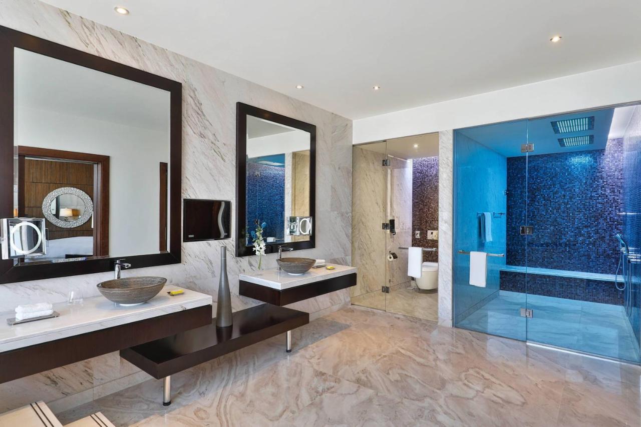 Jw Marriott Hotel Riaad Buitenkant foto