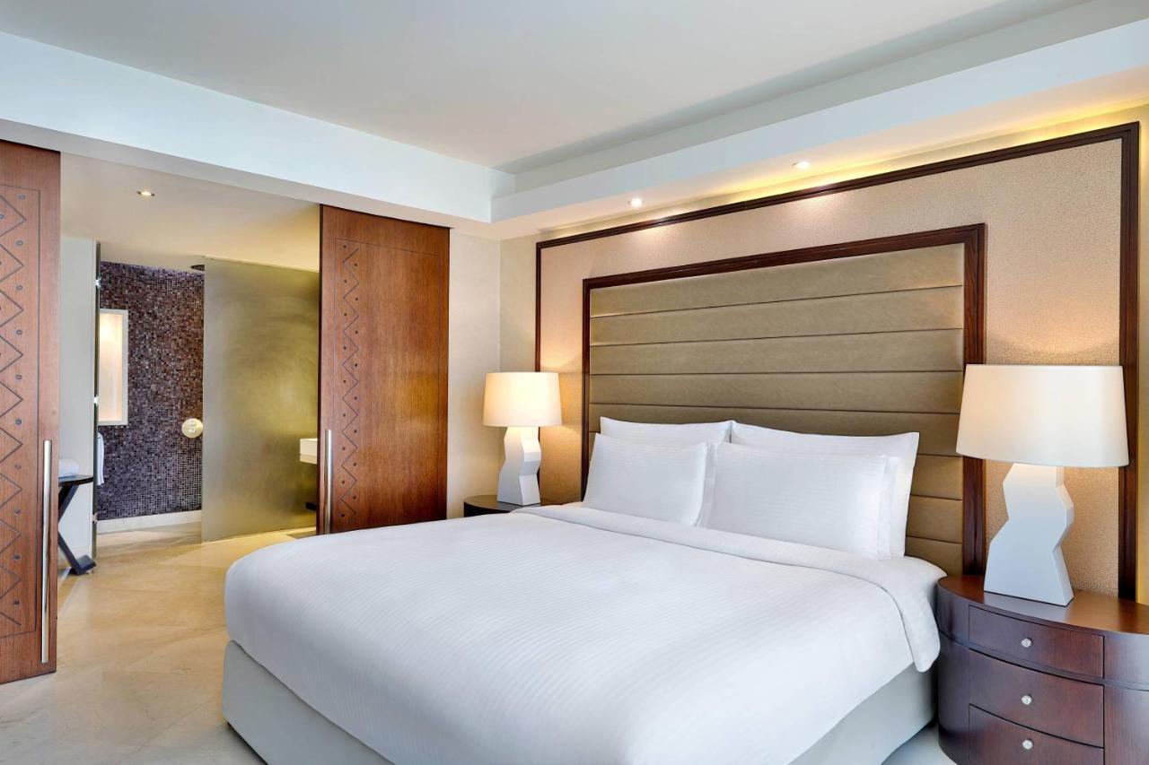 Jw Marriott Hotel Riaad Buitenkant foto